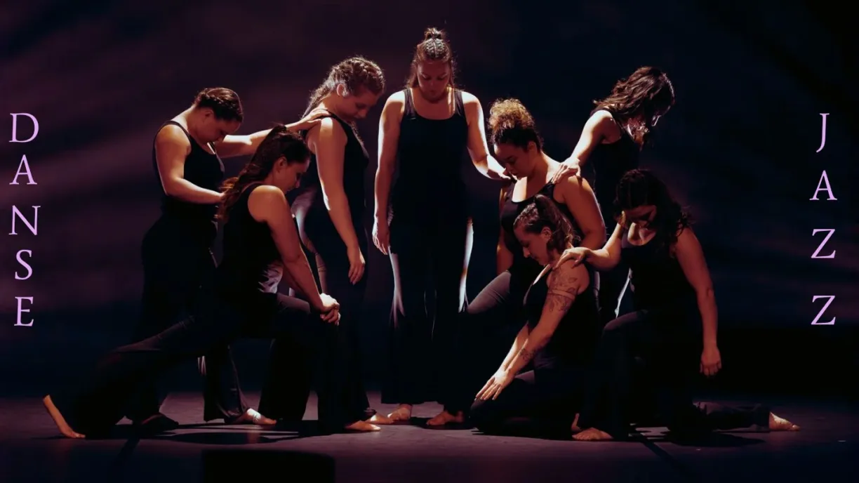 Affiche spectacle de danse Elles.
